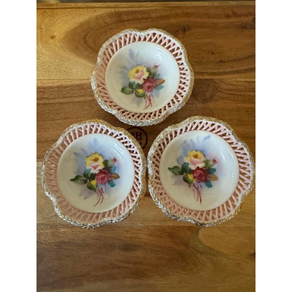 Vintage Reticulated Floral Nut Dish Set Pink Gold Scalloped 3pc Lattice Trinket